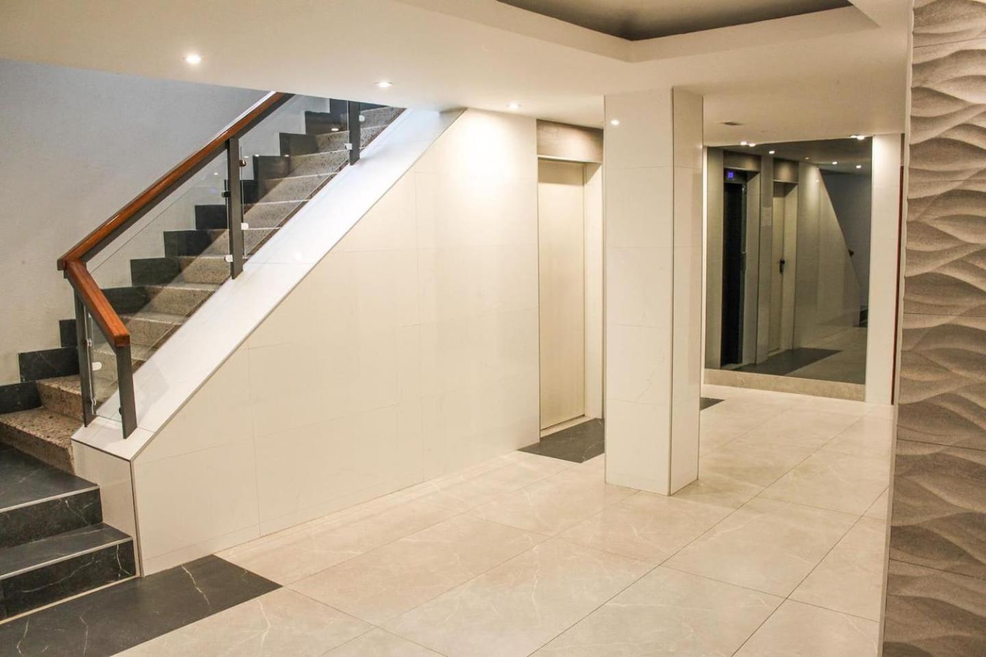 Residencial Leyra, Piso Centrico De 6 Habitaciones, 8 Camas سلامنكا المظهر الخارجي الصورة